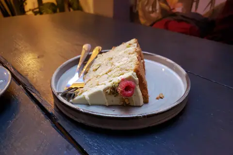 Sukhi's Eggless Cake Shop photo 1